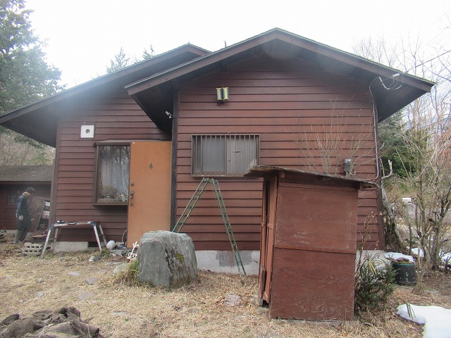 北杜市　アスファルトシングル屋根　飛散　屋根カバー工事